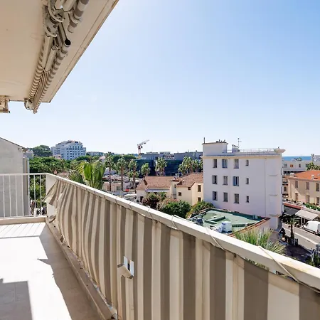 L'alina - Balcon - 6 Pers - Vue * Antibes